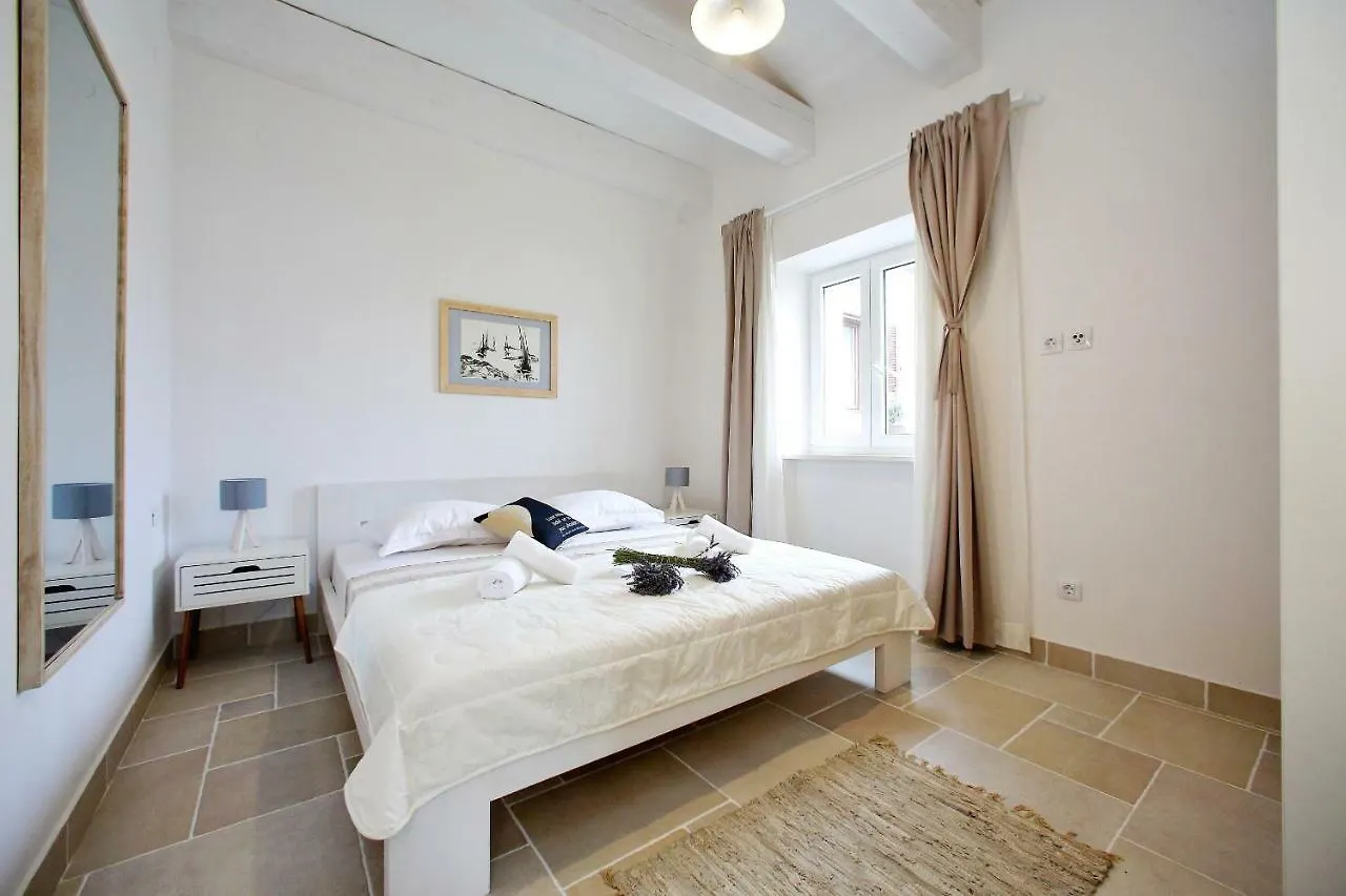 Apartments Rita Zadar