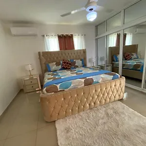 https://santiago-city-center-huge-nice-apt-2stay-rooftop-2enjoy.comcaribbean.com